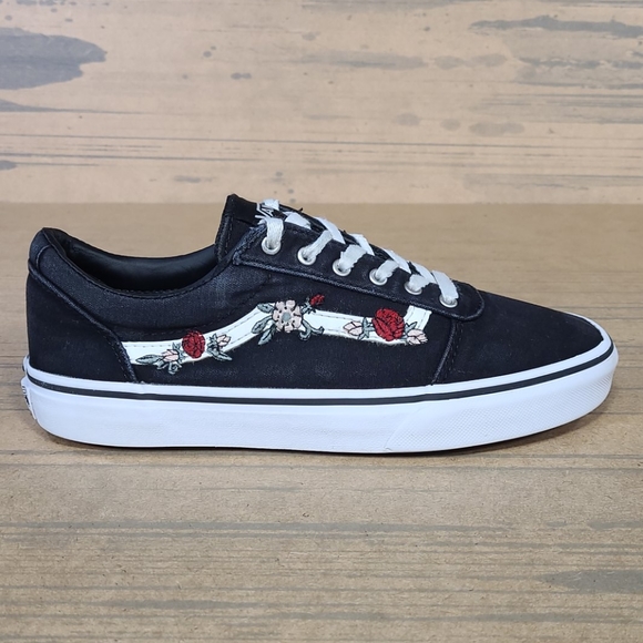 vans old skool roses